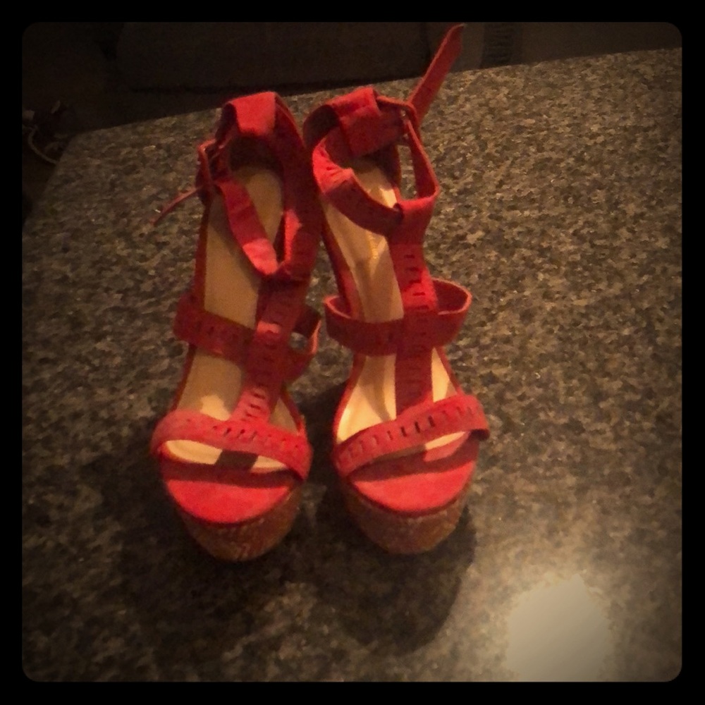 Wedge heels